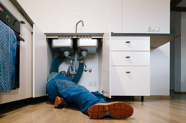 Professional Leak Detection technician working in Kula, HI